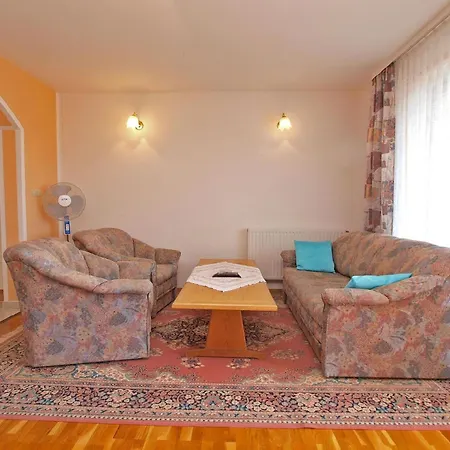 Fuer 4 Personen Ca 60 Qm In Fazana, Istrien Istrische Riviera Apartment Fazana